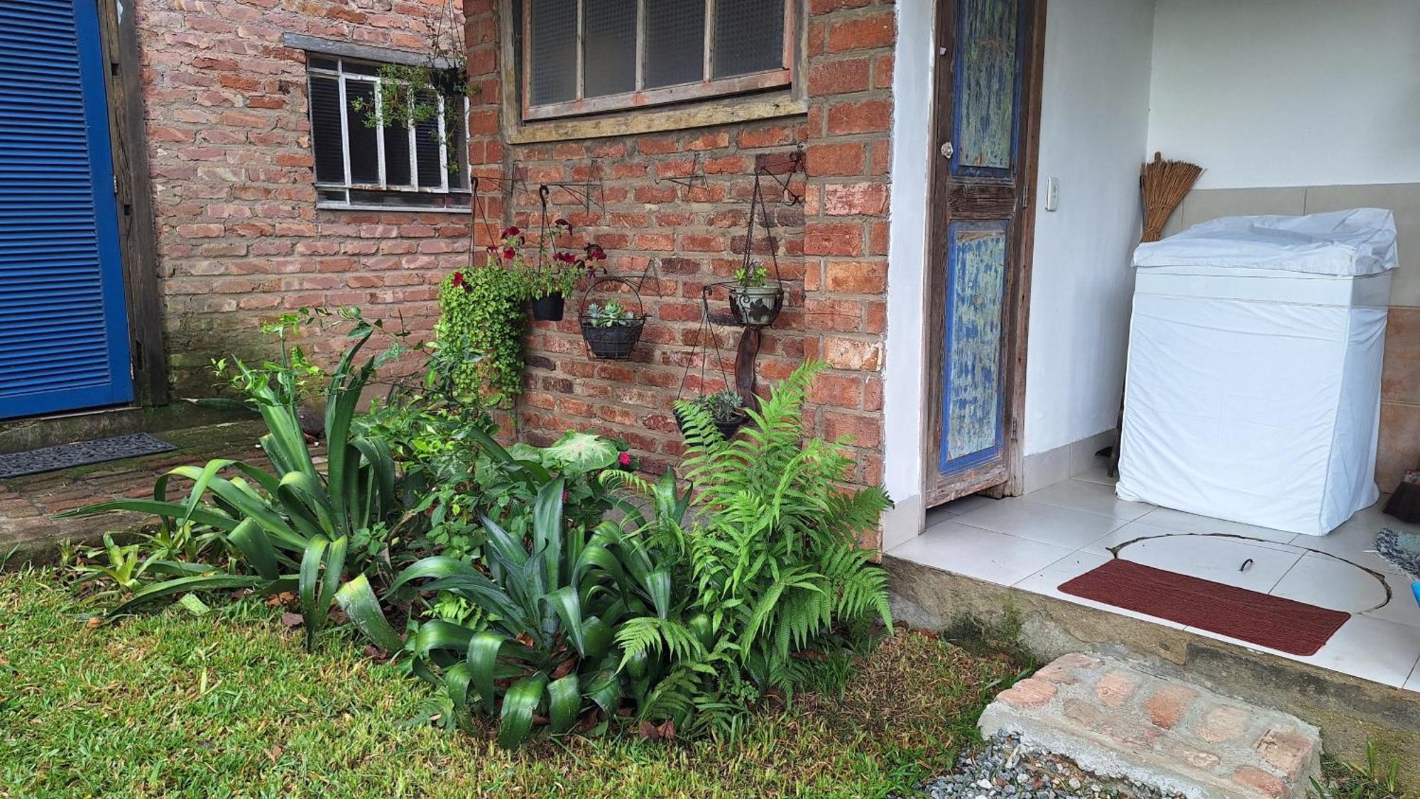Casa Em Meio A Natureza - Ideal Para Casal Рио-де-Жанейро Экстерьер фото